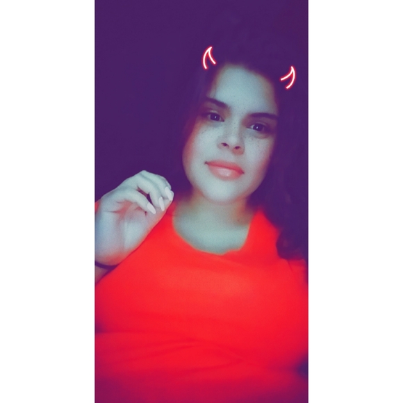 Meet your Posher, Amor - Picture 3 of 5